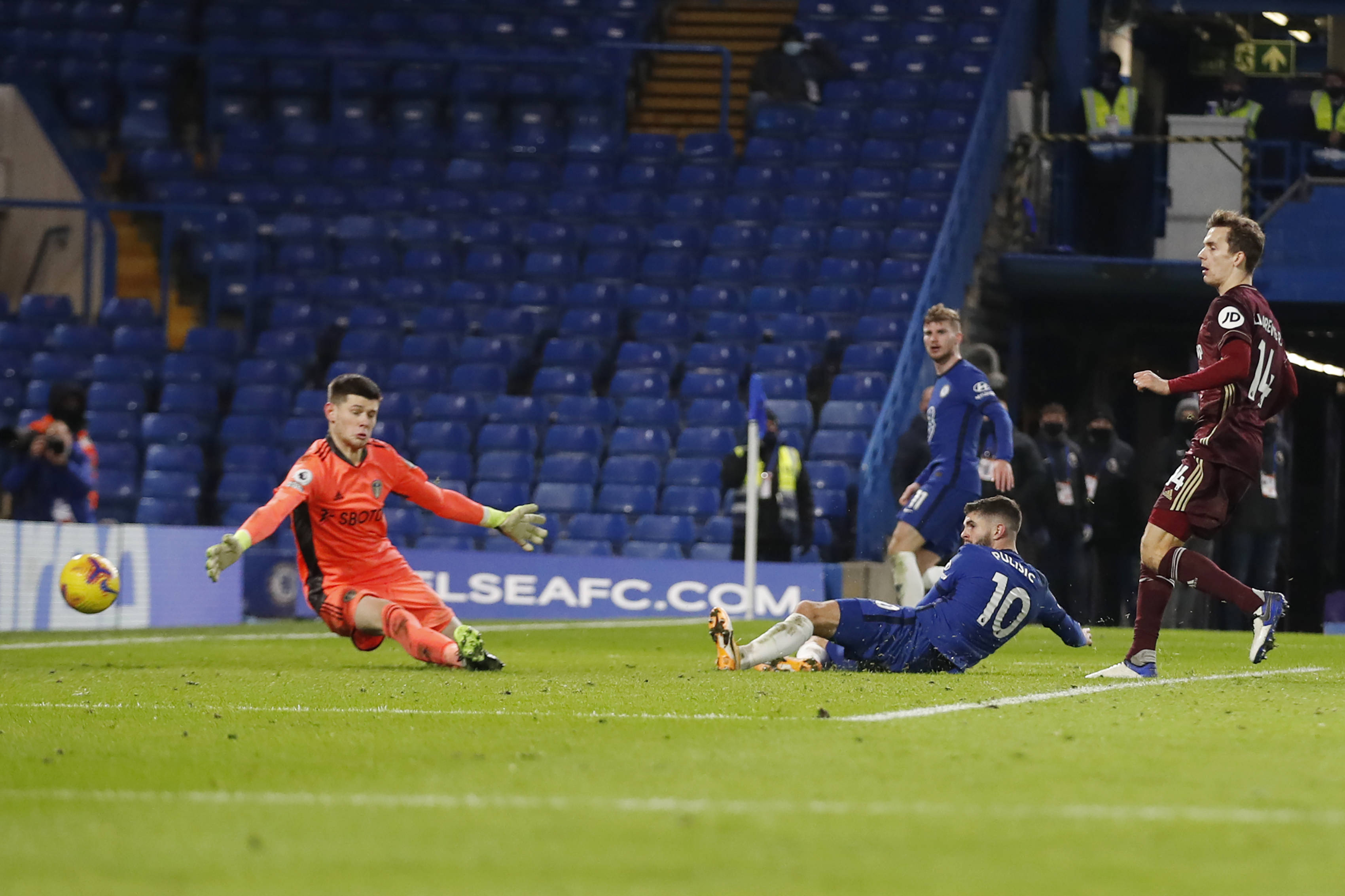 赫内斯的讲 赫内斯的讲